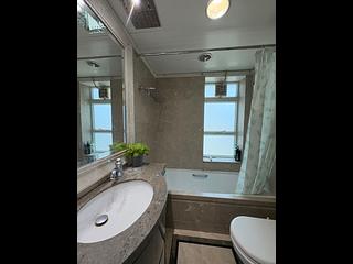 Lohas Park - Lohas Park Phase 2B Le Prime Block 6 12