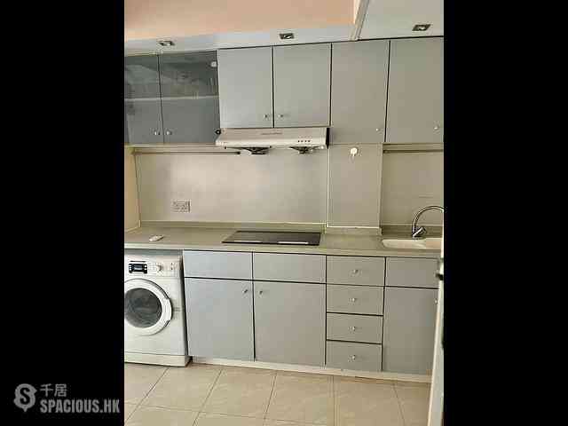 Wan Chai - Wang Gee Mansion 03