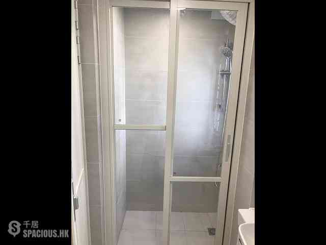 Central - 83-85, Hollywood Road 04