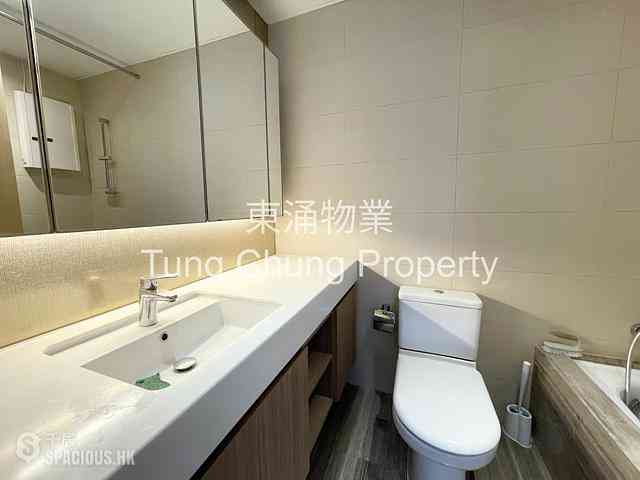 Tung Chung - The Visionary Tower 5 12
