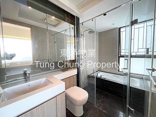 Tung Chung - The Visionary Tower 5 12