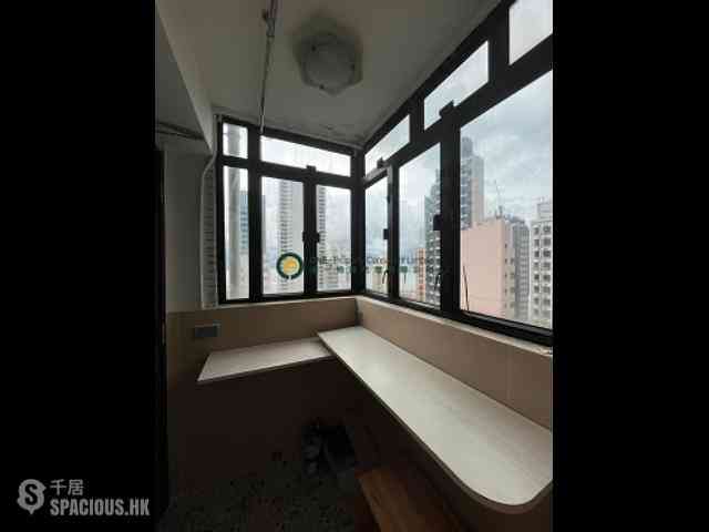 Sai Ying Pun - Fung King Court 06