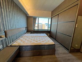 Yau Ma Tei - Parc Palais Block 2 06
