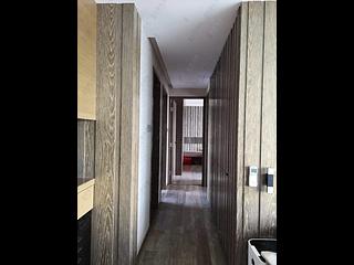 Yau Ma Tei - Parc Palais Block 2 09