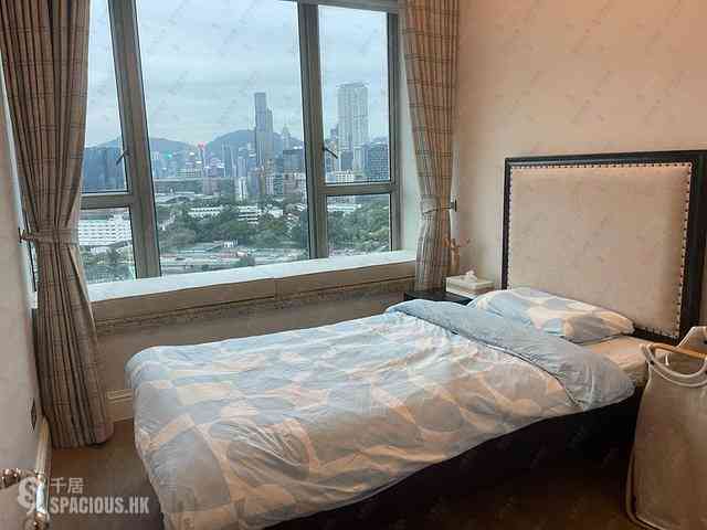 Yau Ma Tei - Parc Palais Block 1 03