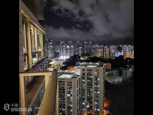 Yau Ma Tei - Parc Palais Block 6 07