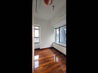Tai Hang - Serenade Block 2 03