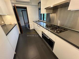 Repulse Bay - Grand Garden Block 1 04