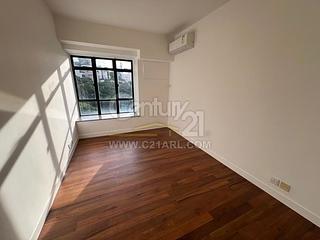 Repulse Bay - Grand Garden Block 1 12