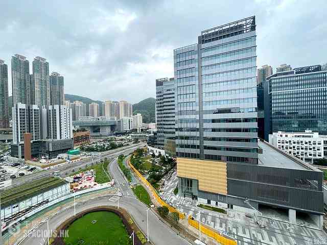 Tseung Kwan O - Capri Block 10A 01