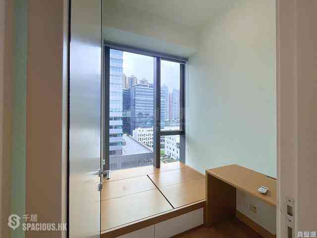 Tseung Kwan O - Capri Block 10A 03