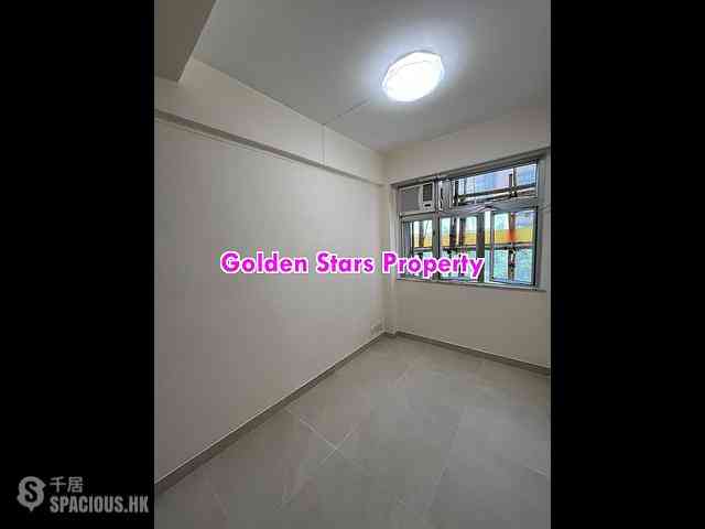 Sai Ying Pun - Wing Lee Building 01