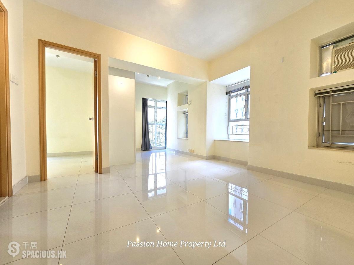 Wan Chai - Manrich Court 01