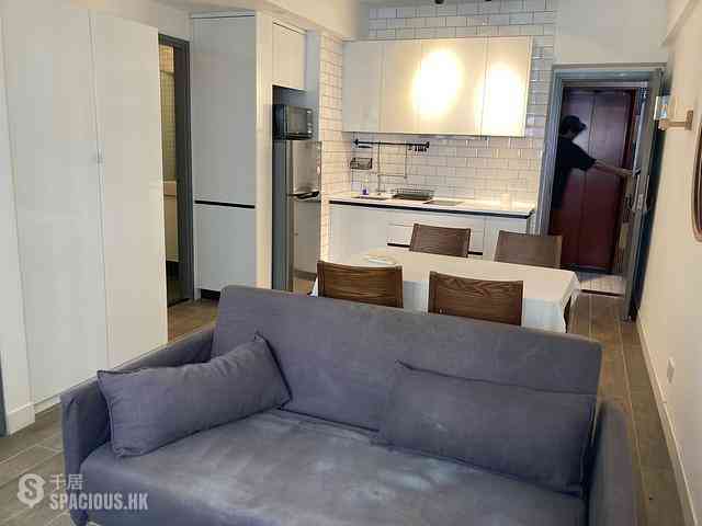 Wan Chai - Tonnochy Towers Block B 02