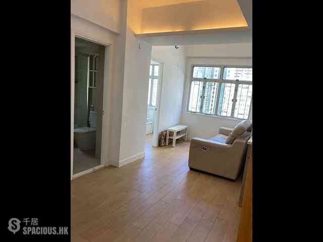 Wan Chai - Chiu Hin Mansion 01