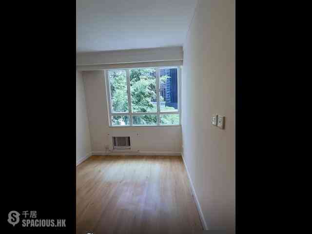 Wan Chai - Phoenix Court Block 5 07