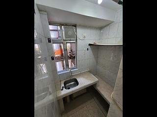 Sai Ying Pun - Wing Lee Building 05