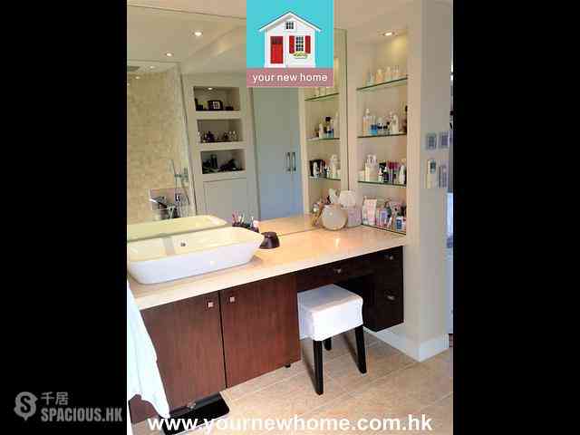 Sai Kung - Venice Villa 08