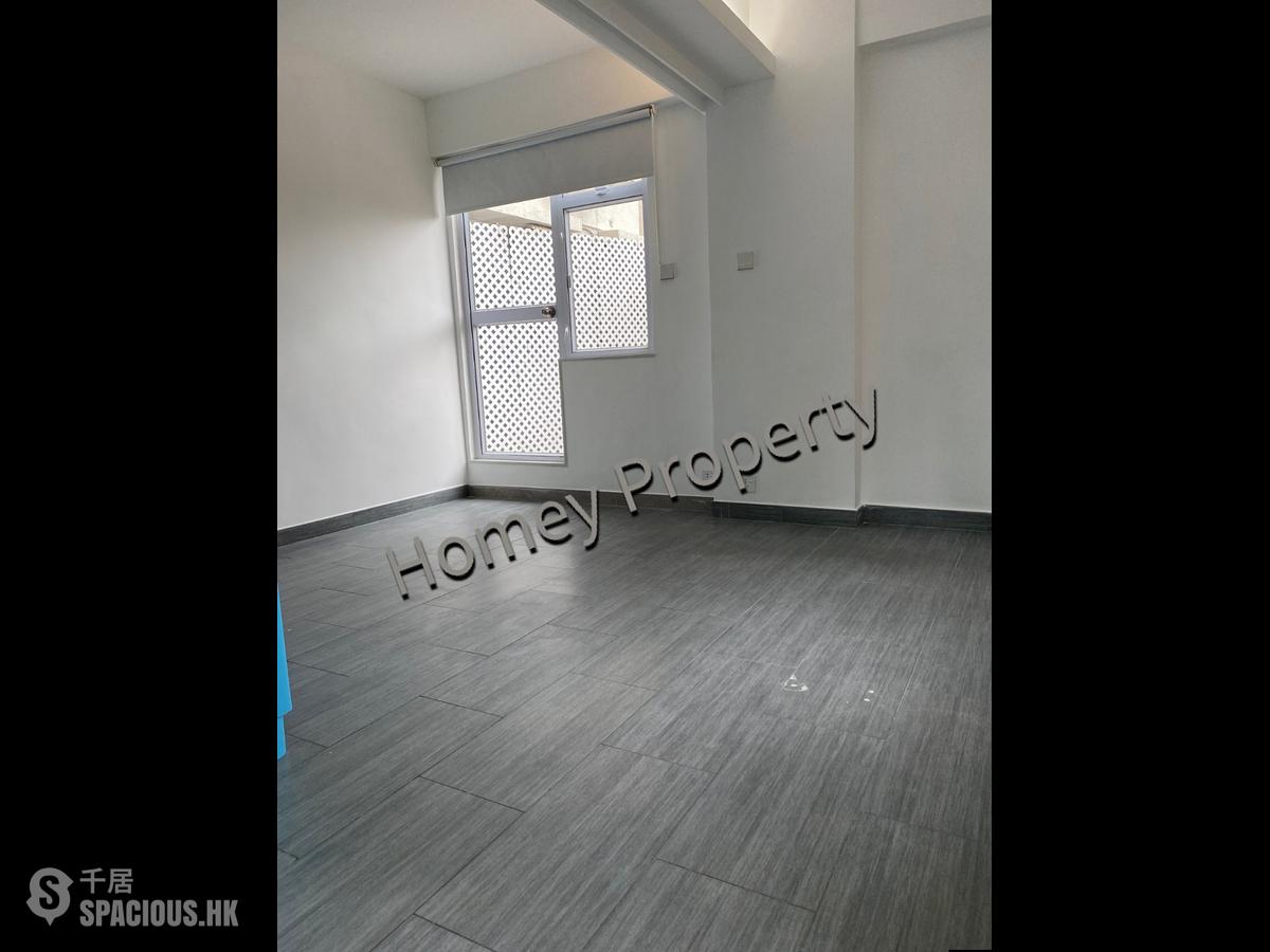 Kennedy Town - Cheong Kat Mansion 01