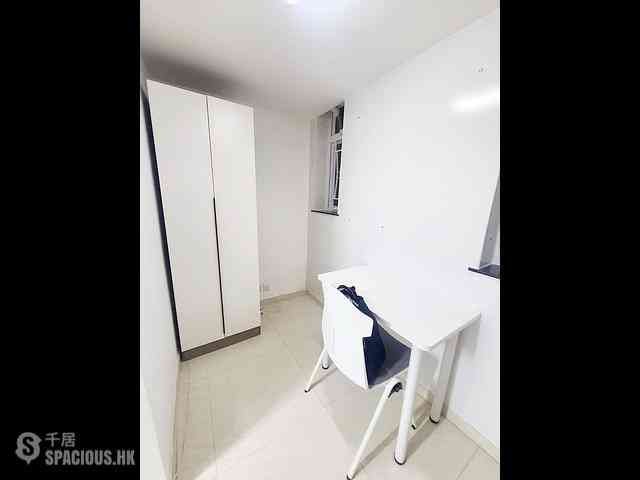 Kennedy Town - Tai Tak Mansion 02