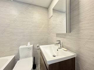 Wan Chai - Phoenix Court Block 2 12