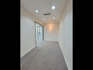 Wan Chai - Emperor Group Centre 03