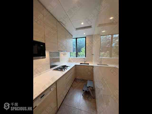 Ho Man Tin - Mantin Heights Block 2 05