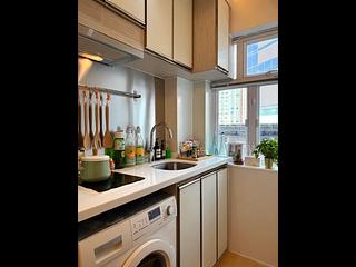 Causeway Bay - Phoenix Apartments 03