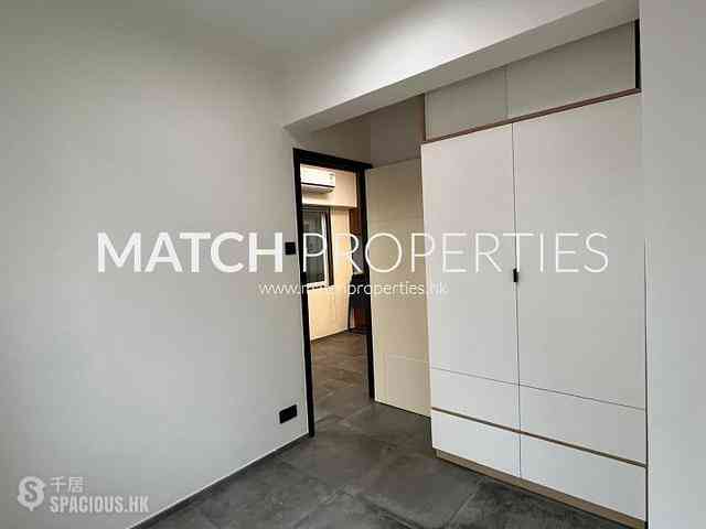 Kennedy Town - Luen Tak Apartments 08