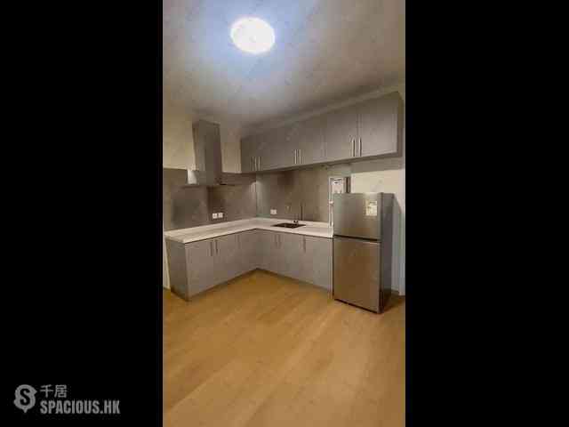 Sai Ying Pun - Hing Wah House 02