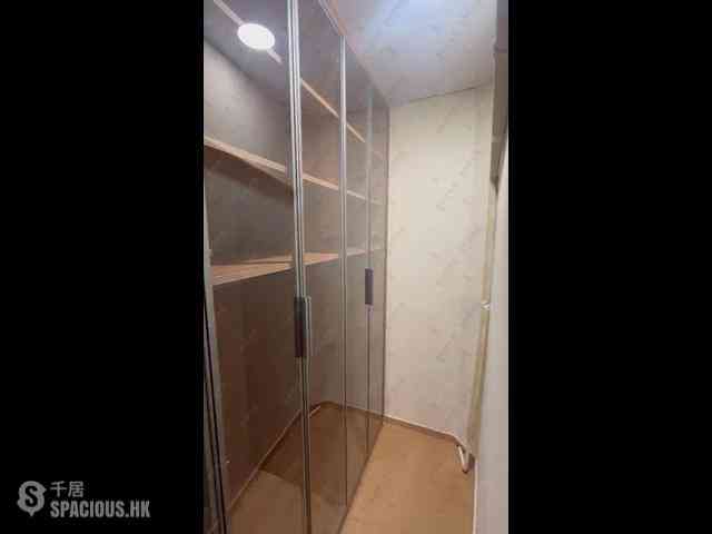 Sai Ying Pun - Hing Wah House 05