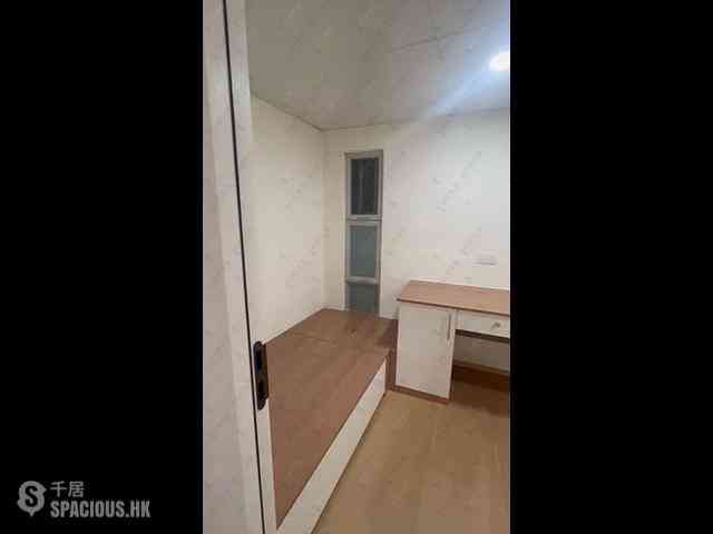 Sai Ying Pun - Hing Wah House 06