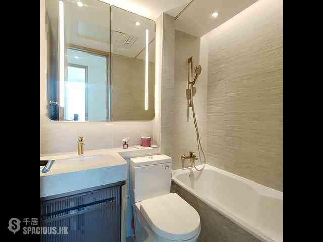 Kowloon Bay - Uptown East 06