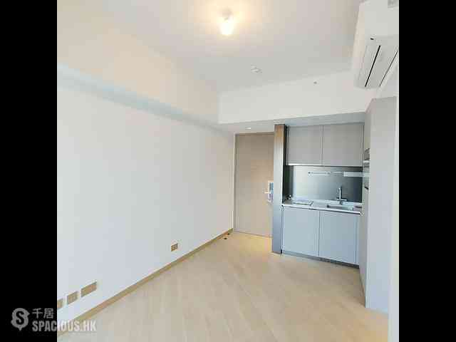 Kowloon Bay - Uptown East 03