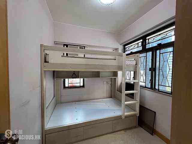 Wan Chai - Kin Lee Building Block B 07