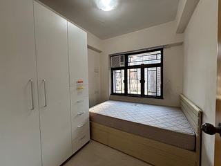 Wan Chai - Kin Lee Building Block B 08