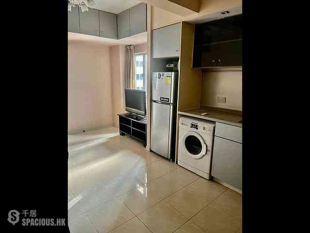 Wan Chai - Wang Gee Mansion 04