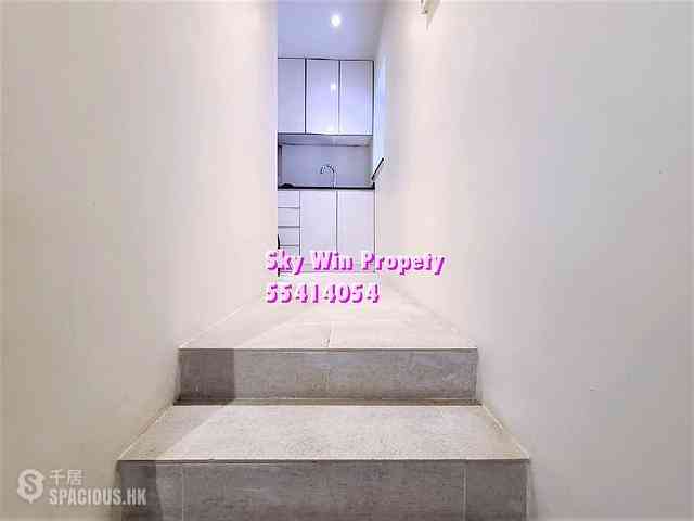 Wan Chai - Wing Fai Mansion 08