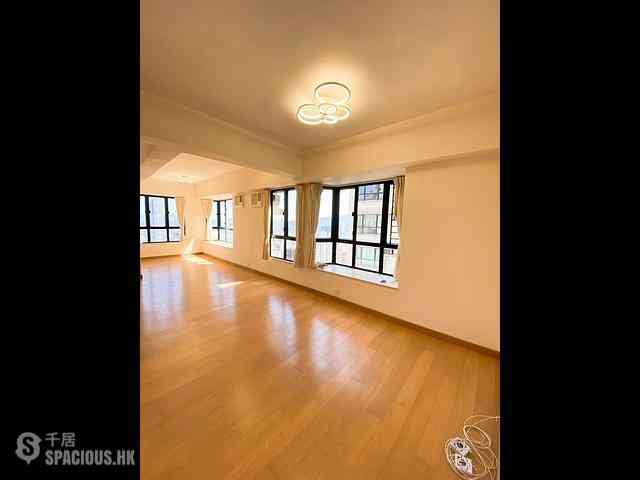 Mid Levels Central - Vantage Park Block 2 02