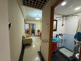 Wan Chai - Lee Wing Building 12