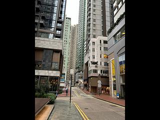 Wan Chai - Vincent Mansion 06
