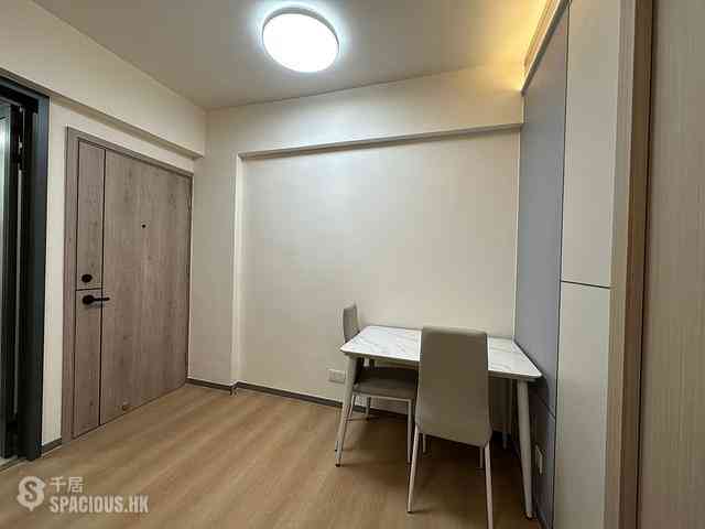 Central - 6-12, Tit Hong Lane 07