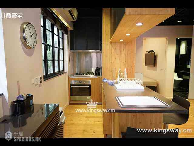 Mid Levels Central - Sung Tak Mansion 02