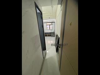 Sheung Wan - 70, Des Voeux Road West 06