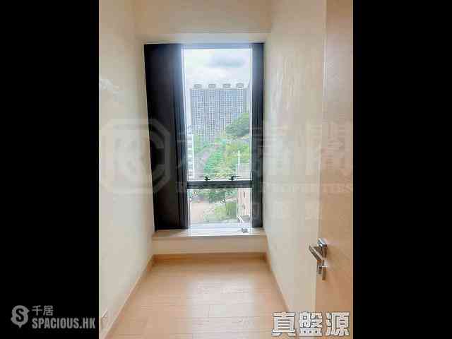 Ho Man Tin - Mantin Heights Block 3 02