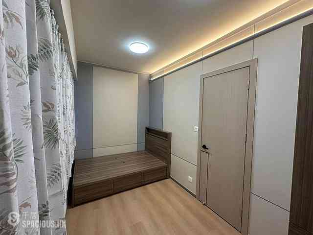 Central - 6-12, Tit Hong Lane 05