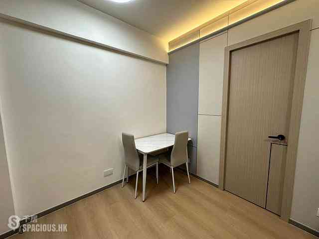 Central - 6-12, Tit Hong Lane 07