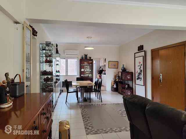 Repulse Bay - Sea Cliff Mansions Block 19B, Repulse Bay Road 03