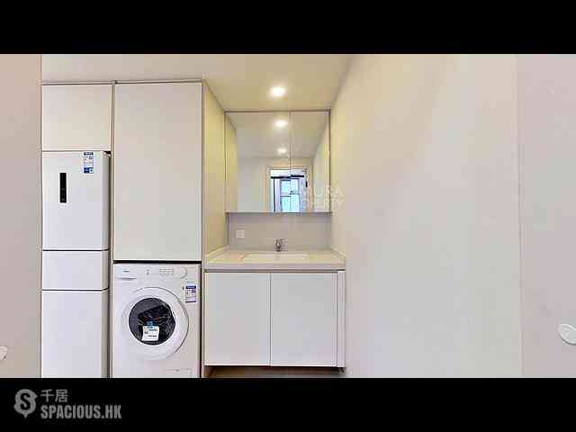 Shau Kei Wan - Pak Ling Mansions 11
