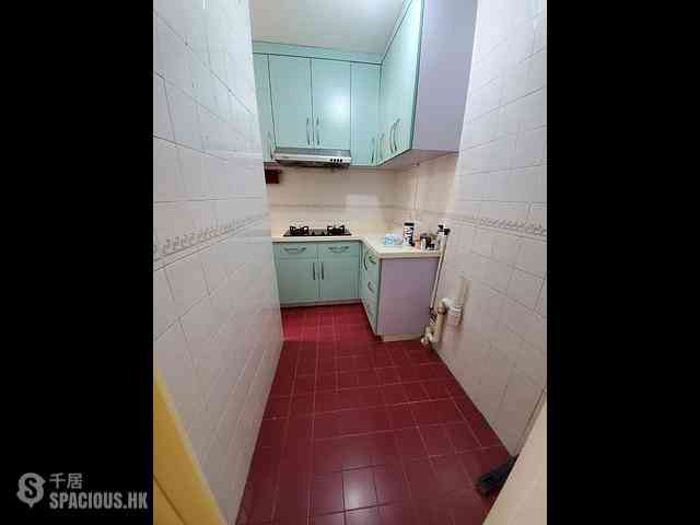 Shau Kei Wan - Shaukeiwan Plaza Lai Yar Court (Tower 3) 05